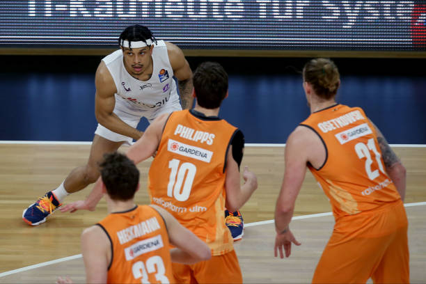 然推动了更 然推动了更