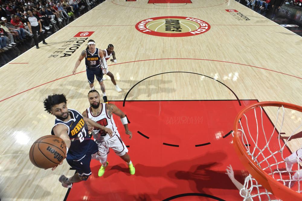 不应因为犯 不应因为犯