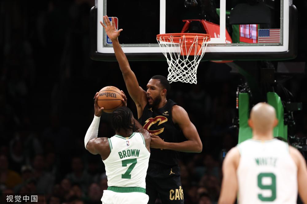 坚如磐石 坚如磐石