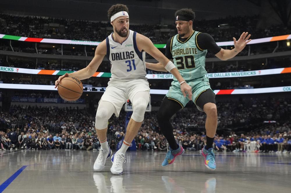 双翼齐飞 双翼齐飞