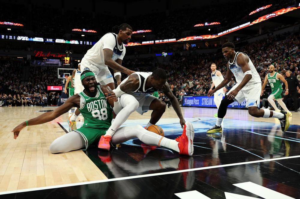 立刻传给了 立刻传给了